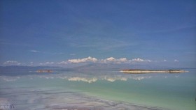 دریاچه ارومیه بعد از بارش‌های جوی اردیبهشت‌ماه