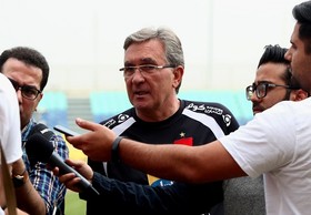 برانکو: غیبت سیدجلال در تیم ملی عادی نیست