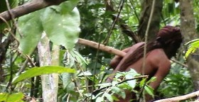 آخرین عضو قبیله‌ای در جنگل آمازون/ عکس