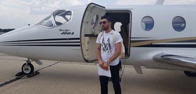 پرواز فوتبالیست ایرانی با جت‌ شخصی‌ به‌ انگلیس!