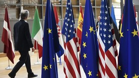 گزارش نیوزویک؛ واکنش شرکای تجاری بزرگ ایران به آغاز تحریم‌های یکجانبه آمریکا