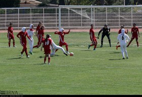 حضور بدون پوشش دختران اردنی در برابر تیم فوتبال دختران زیر 19 سال ایران/عکس