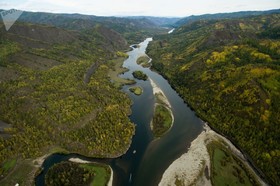 ولادیمیر پوتین، رئیس جمهور روسیه، چندین بار در تعطیلات به جمهوری تروا سفر کرده، که با جنگل های اولیه و رودخانه های کریستالی پوشیده شده است.