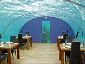 رستوران زیر آبی در مالدیو