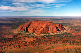 صخره «اولورا» در استرالیا