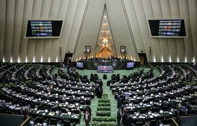 خبر رئیس کمیسیون اصل ۹۰ از وعده ایران خودرو و سایپا به مجلس؛ واگذاری همه‌ی خودروهای پیش فروش تا پایان خرداد ۹۸