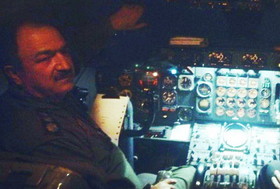 خلبان هواپیمای بوئینگ ٧٠٧ که امروز دچار سانحه شد