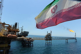 فروش نفت ایران در گرو جنگ چین و آمریکا/نفت ایران سلاحی در دست چین