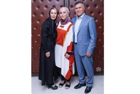 عکس|آقا معلم فوتبالی‌ها به همراه همسر و دخترش