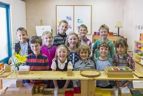 معلمان سوئدی با بازگشت به روش سنتی، مشق و روخوانی کتاب را به مدارس بازگرداندند