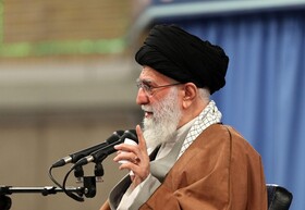 هر کس منافع ملت ایران را تهدید کند بدون ملاحظه به او ضربه خواهیم زد