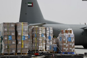 عزیمت تیمی از سازمان جهانی بهداشت با ۷.۵ تن تجهیزات پزشکی با یک هواپیمای نظامی اماراتی به ایران