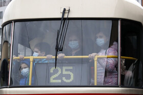 گزارش تصویری از گشایش مدارس جهان با ماسک و ماده ضدعفونی