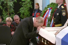 خداحافظی اندوهناک پوتین با پیکر بادیگارد سابقش