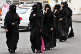 عربستان قانون حج عمره را تغییر داد: زنان می‌توانند بدون ولی مرد به عمره بروند