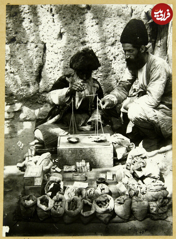 تصاویر باورنکردنی از بازار تهران در زمان قاجار