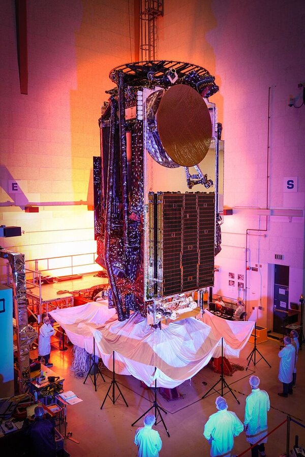 آمریکا، بزرگترین ماهواره ارتباطی جهان را به فضا می فرستد