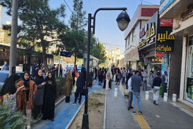 تجمع مردم در خیابان‌های مشهد بعد از زلزله(+عکس)