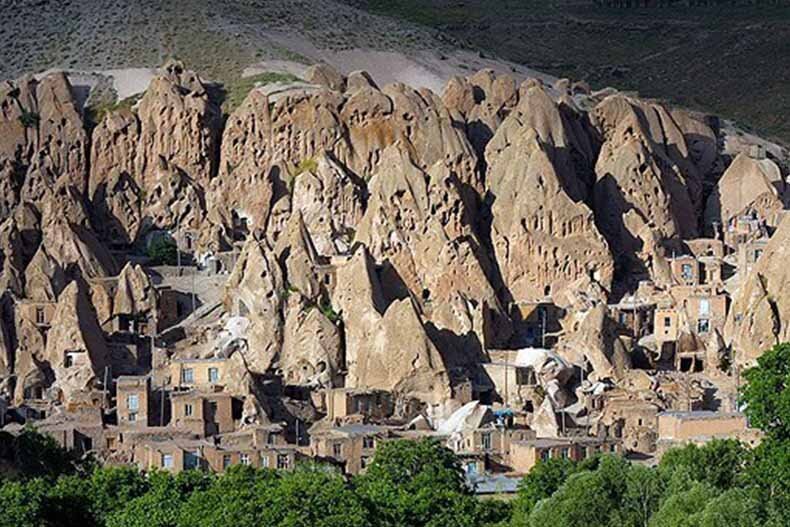 پیشنهاد سفر به روستایی که دیروز ثبت جهانی شد/ سفری شیرین به روستای کله‌قندی ایران