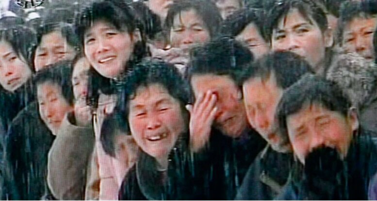 راز گریه‌های جنجالی رهبر کره شمالی فاش شد/ چرا اون همیشه اشک مردم را درمی‌آورد؟