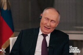 تحلیل زبان بدن پوتین در مصاحبه پر سر و صدا/ بدون ساعت، نگاه مسلط با خنده‌های عصبی!